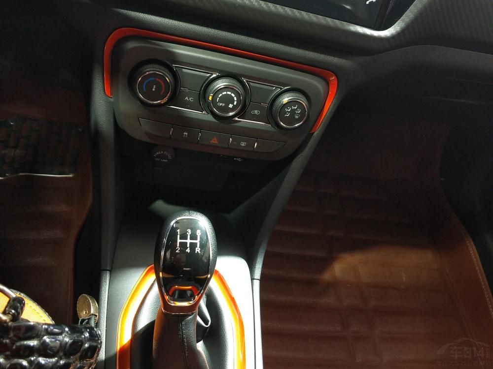 棬³صһ̨Ϊ4G15B1.5L106ֵŤ135ţס棬˴ͳ5ֶ֮⣬³ṩһ̨Ӵͳ4Զ䡣