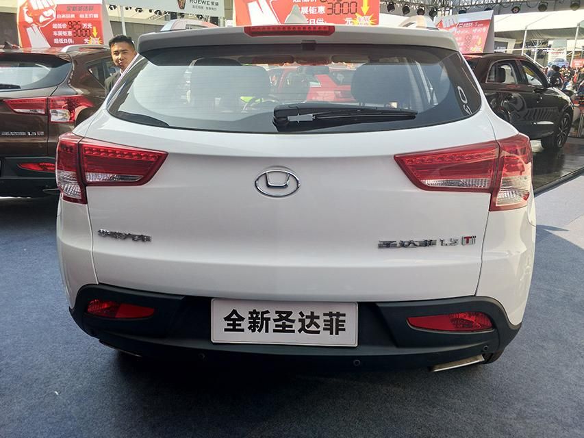 �������þ����ֲ��䣬���۸�������1000Ԫ����ҡ�