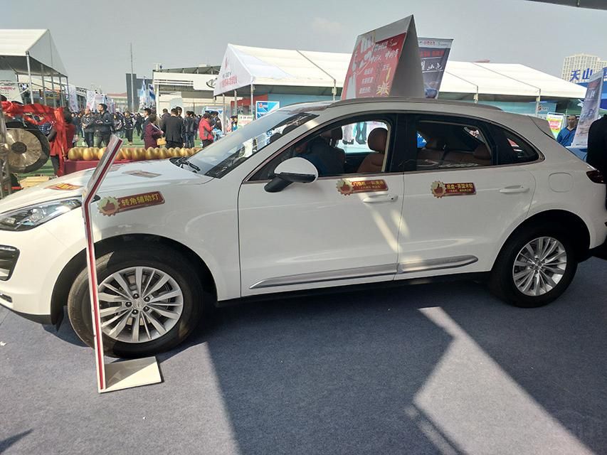 ̩SR9˱ʱMacanƣλSUVΪ2850mm