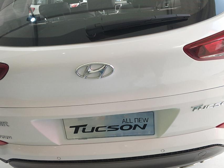 �����ߴ緽�棬�³������߷ֱ�Ϊ4475/1850/1660mm������������ܣ������Ϊ2670mm��