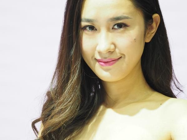 ֱͦ�ı������⻬��Ƥ����