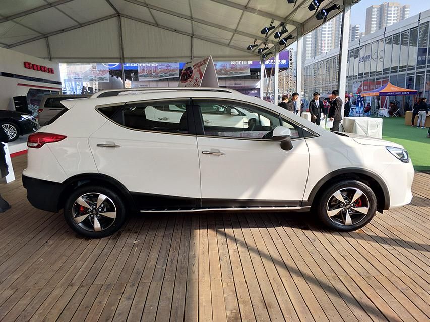 ��ǰ�����������ǰ��դ�����Ŀ��۽�ʽ��ƣ�����ǰ������ȥ�����׺ݡ�