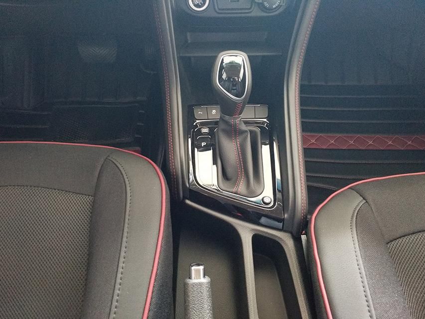 ʵĳͲCVT䣬ʻиƽ˳