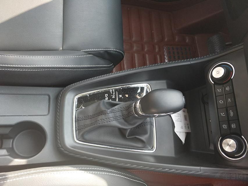 8Ӣ���ɫ����������䳵���ⶼ�Ǳ��䣬���ñ���Ҳ�㴦��ͬ��������ˮƽ��