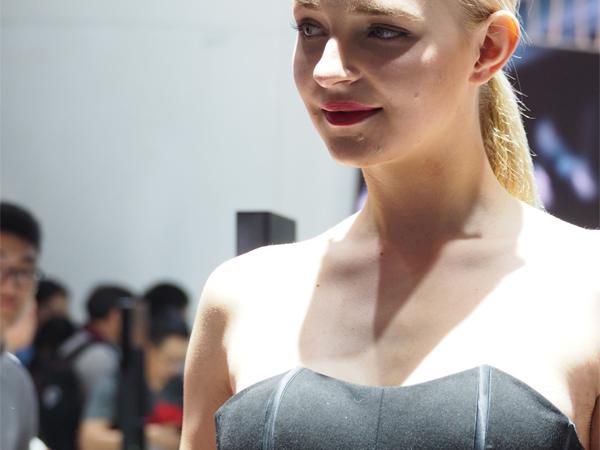 �����һ�����ҵĹ⣬���������ҡ����õ������˹�ʡ�