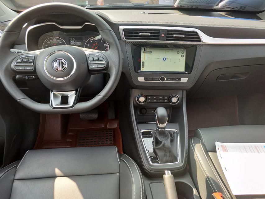 ��Ϊ����������1.5L���ͣ�ƥ��5���ֶ���4���Զ������䡣