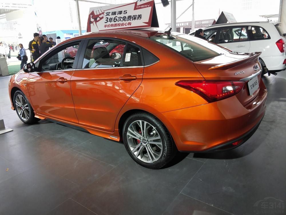 εĽդһƸᴩͬʱĴơʹǰӾЧԵøʽĽդһ㣬µİ밵̺ͼľ衣