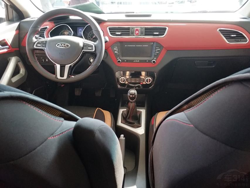 ³ɴ1.5L83kWֵŤΪ146Nmƥ5ֶCVT޼