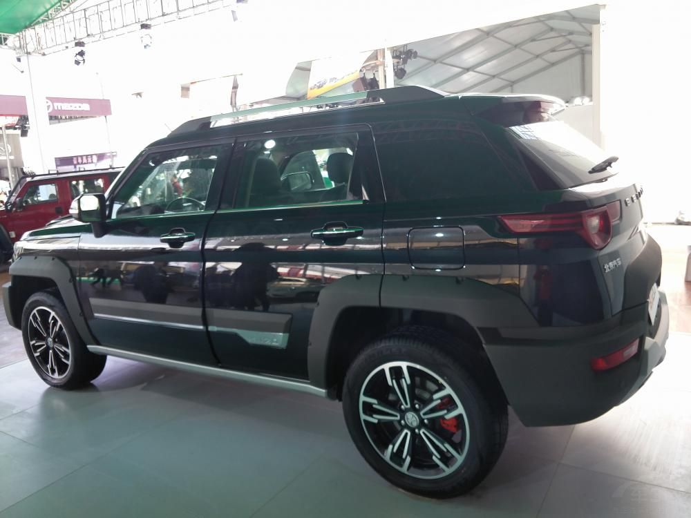 ĽӽǡȥǡͨǷֱﵽ24㡢30㡢20㣬Сؼ϶Ҳﵽ215mm