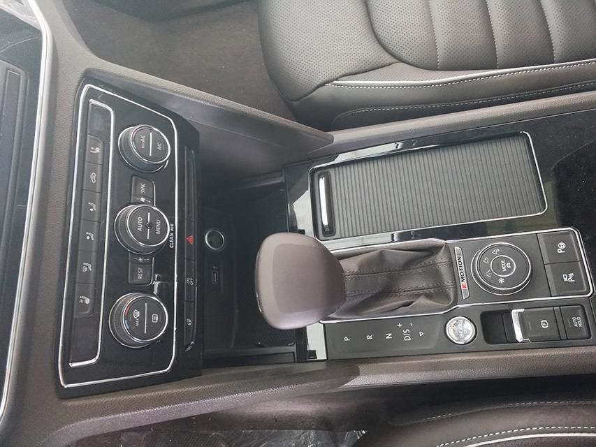 �������������ľ���ΰ����������θС�