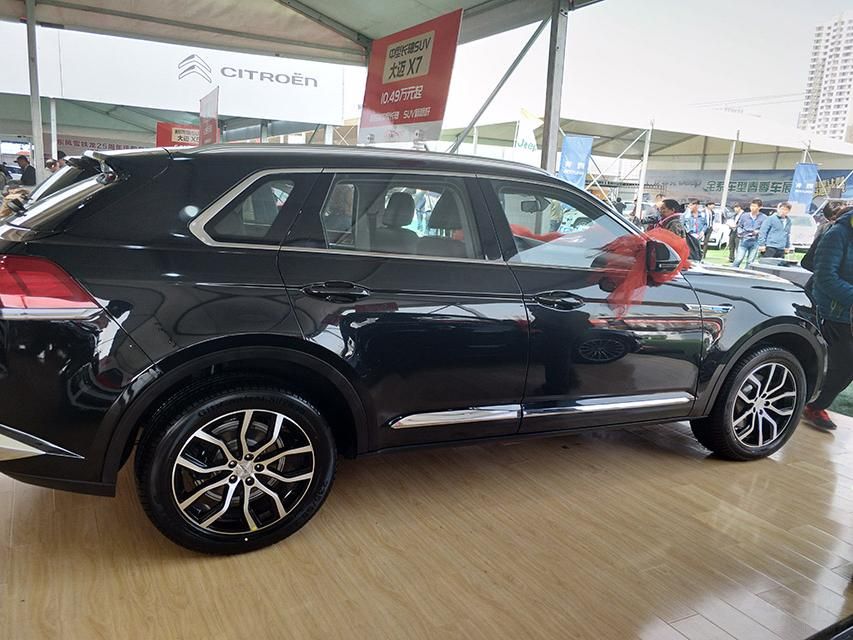 ���ǰ���ո����͡�