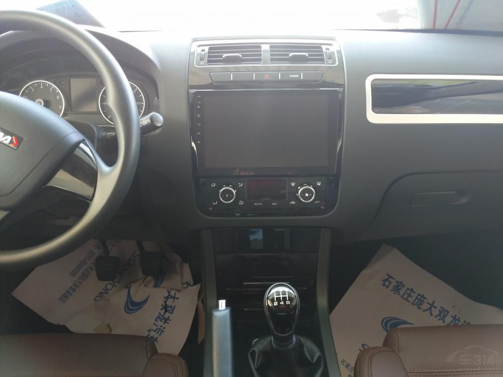 �����÷��棬�³����䱸���Զ��յ�����Կ�׽��롢360��ȫ��Ӱ��ǰ�����״����ƫ�롢�г���¼�ȹ��ܡ�