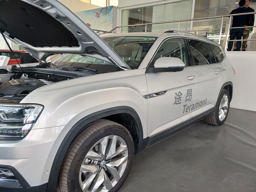 ǰ��դ������������׳�ĶƸ������д��䡣