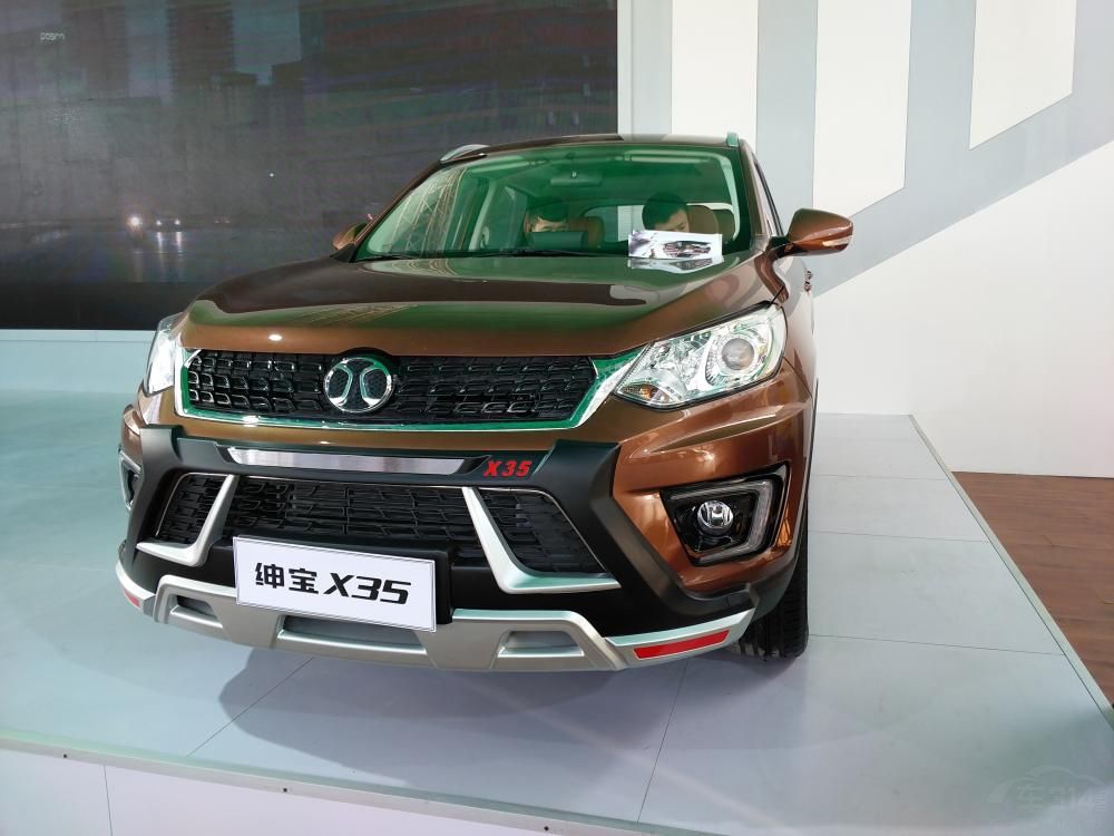 ��϶Ƹ���դ����ɫ�»��塣