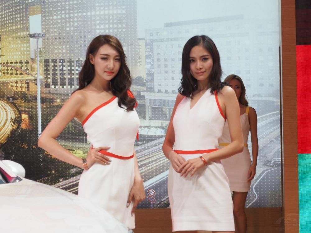 ������չ��ô����Ů���Ҵӳ�չ��������һ����������