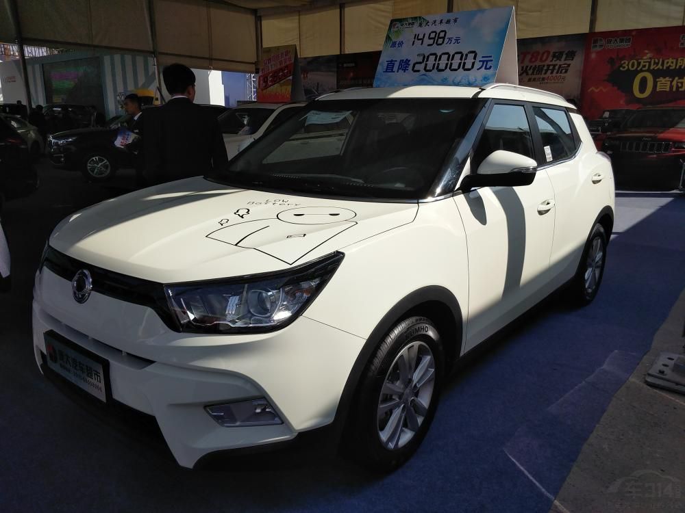 ���ܷ��棬�ó�װ������ѷʽ����ǰ�����Լ�Ť����ʽ�����ܣ��������泵�͵ĺ�������Ϊ�����˶������ܡ�