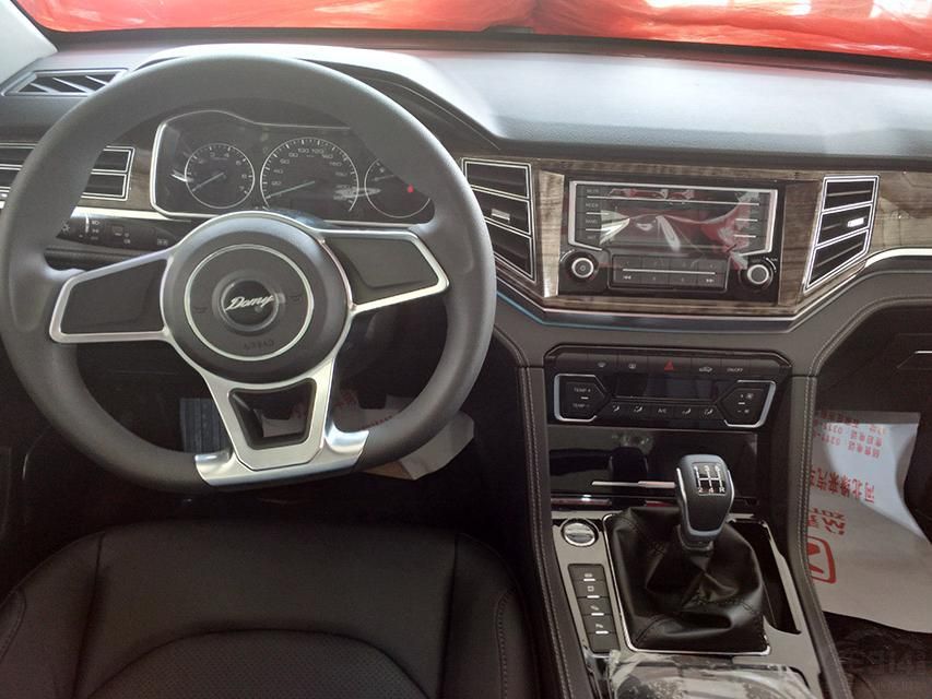 ����X7��������ɫ���δ���������ľ���ΰ塣