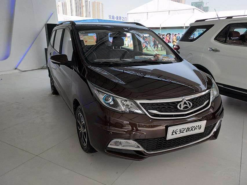 ŷ�е�ǰ�������˴����ĶƸ�Ԫ�ء�