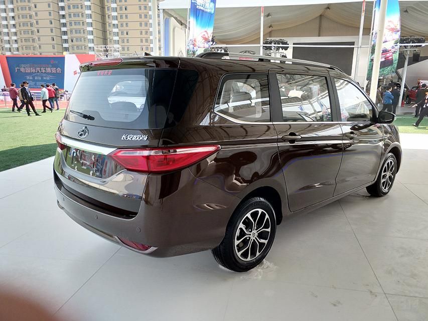 �����������Ʋ���˫ɫ������������Ϭ���Ĵ�����ͣ�����ȥ��ôʱ��.