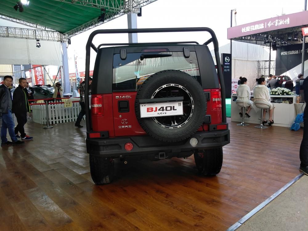 BJ40Lĳ۲õǷ˫ɫƣǰõǾıεƣжƸ׽դܹܺõչʾе