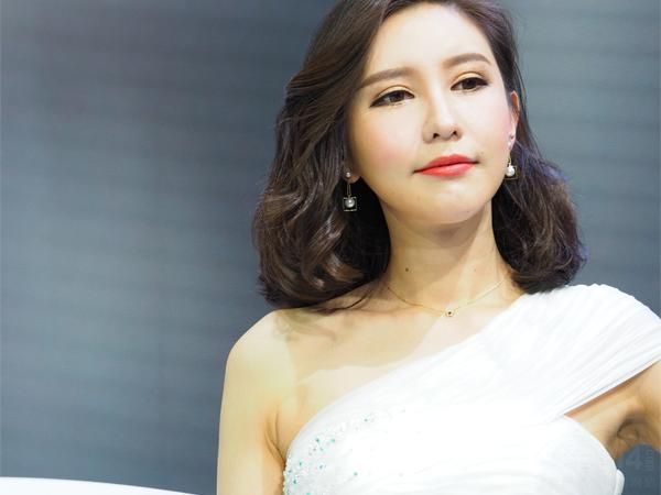 ����Ȼ��ע���š�