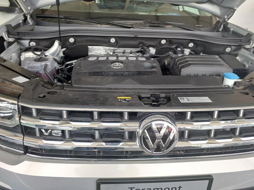 ;���ĳ�/��/�߷ֱ�Ϊ��5039��1989��1773mm�����2980mm��