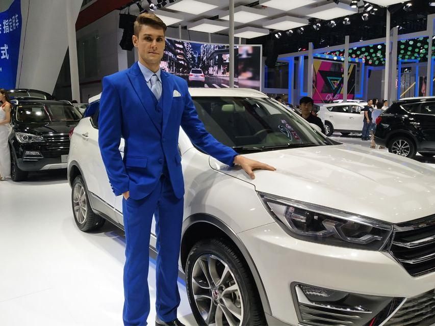 ��������ɫ��