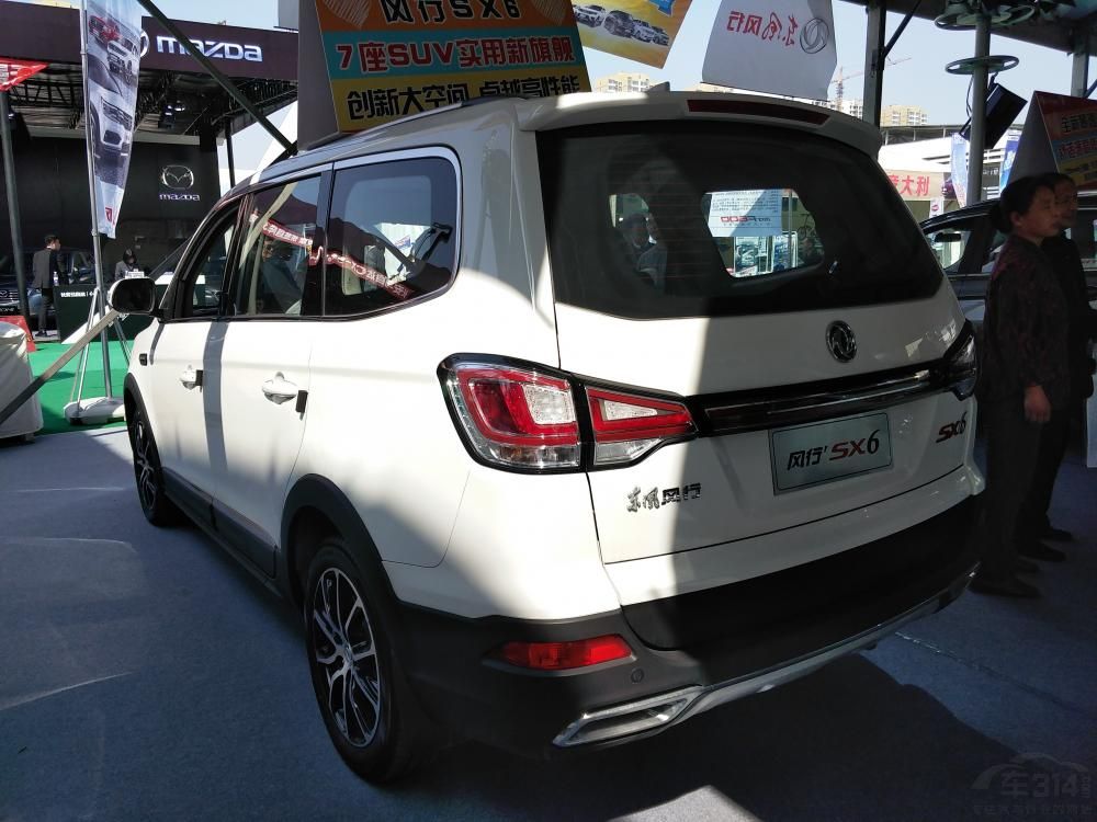 ���ݸߵ����ò�ͬ�䱸��ȫ��Ӱ��̥ѹ��⡢�ڶ��ſյ�����ڡ�8Ӣ��Һ�����ȡ�