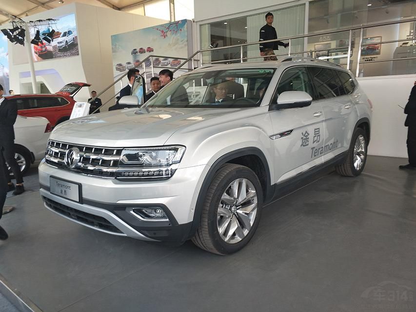 ;�������ο��౥����