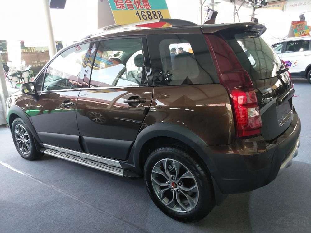 β��������ǰ���ķ�����Ӧ������ɫ����ĺ��Χ͹�Ժ��ء�