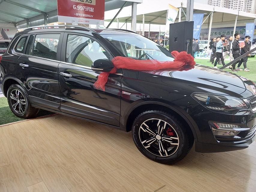 ����X5�ĳ����߷ֱ�Ϊ4527��1836��1682mm�����Ϊ2680mm��
