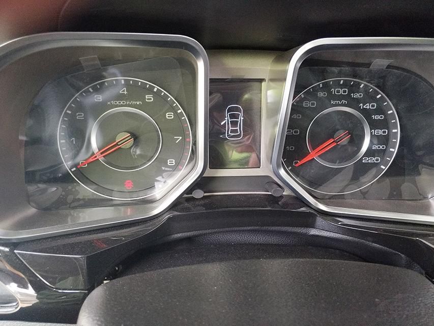 ����X5 1.6L��ֵ��ȫϵ���������ɲ��LEDβ�Ƽ�PM2.5����װ�á�