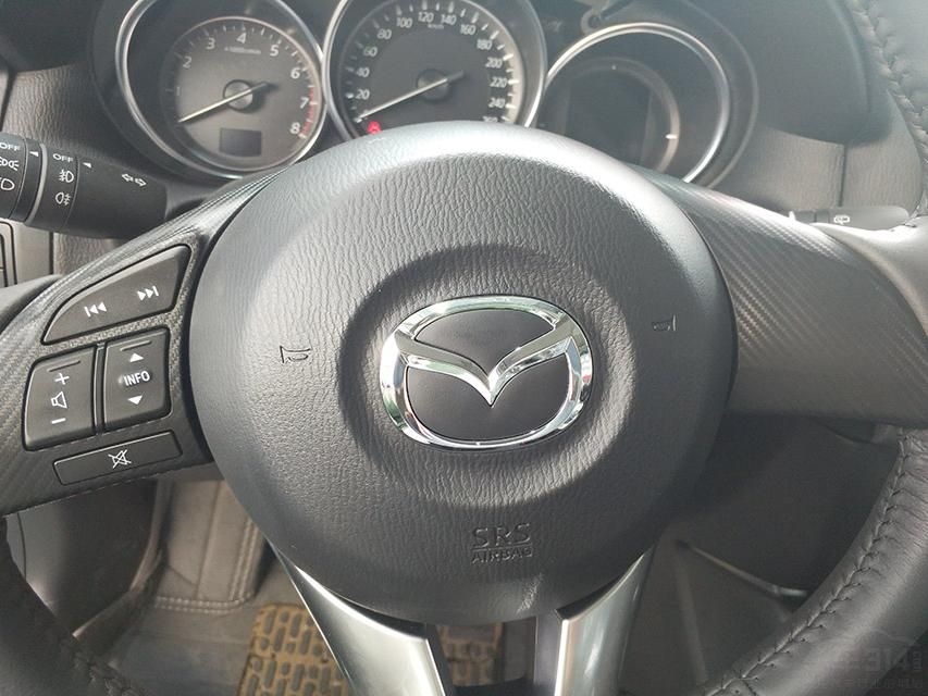 Ҫ˵ڱ仯ĵطǽԭɽկмǿĴϵͳĳMZD CONNECTϵͳһӵiDriveMMIťҿԴƵĻϵͳֻϵͳťʸԲһЩдߡ