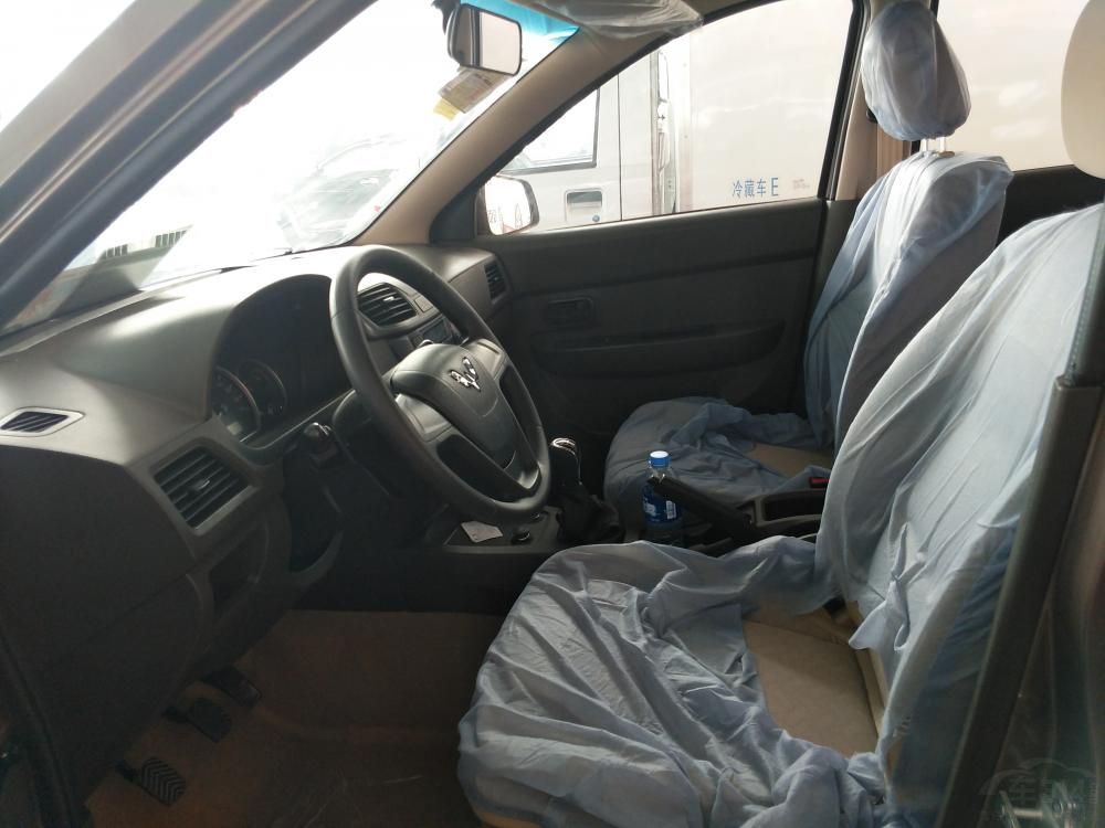 ����ǰ��ѷʽ�������ܣ���Ϊ�ְ嵯�ɣ�5Ƭ���Ƕ������ܡ�