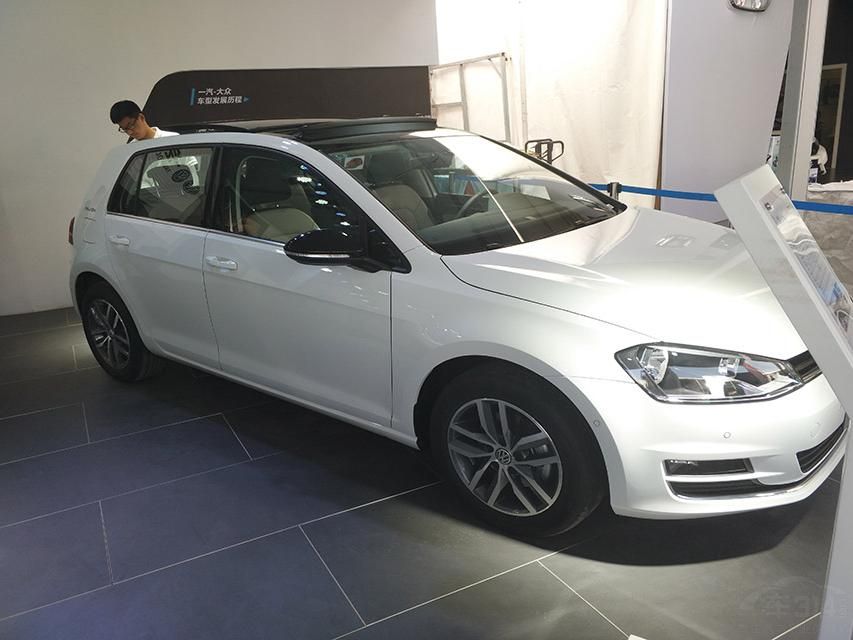 ���β��֣��߶���R-Line������ȫ�����Ρ������ڸ������п��ΰ塣