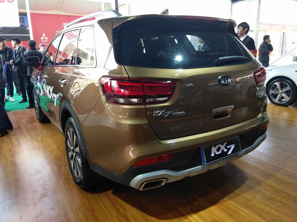 ǰոͷLζƸ·ΪLEDƺתƣε²ڣȽء