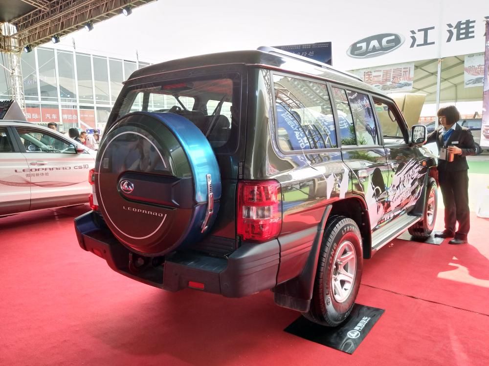 �����泵�ͻ��䱸�����ٹ�˾�������ֹʽ�޻���������