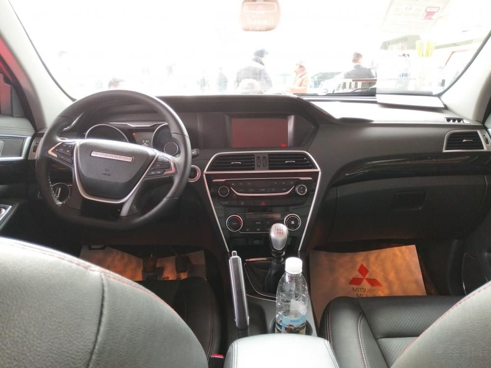 �п�̨�����˿���������ɫװ�����������Բ�����ʱ�иС�