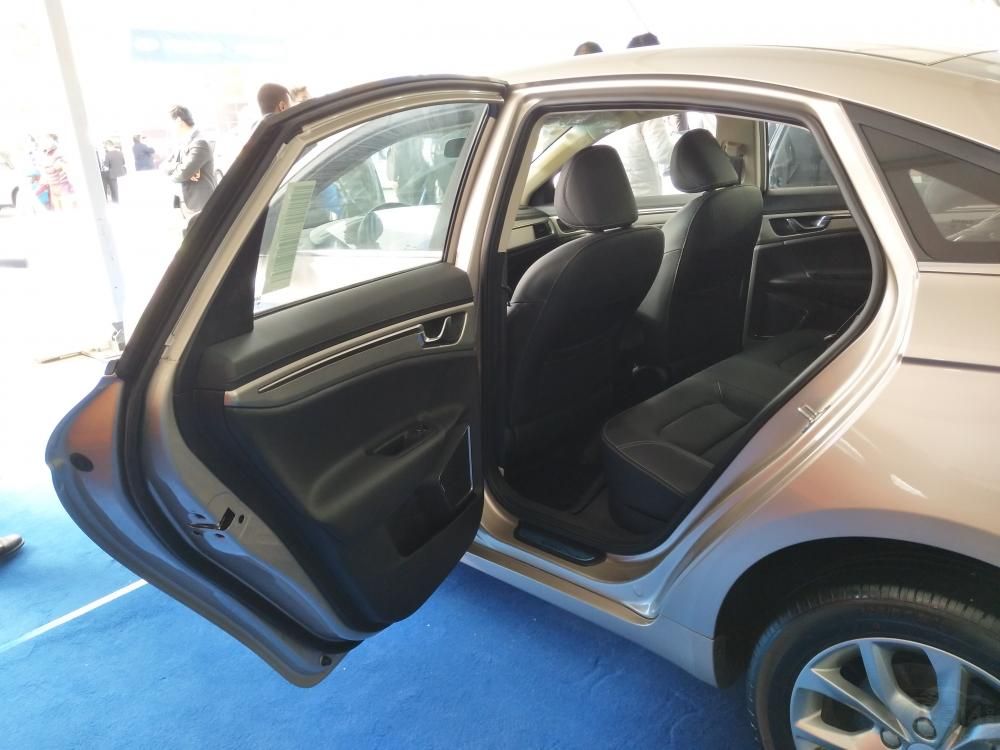 �ߴ緽�棬�³����ⲿ�����߳ߴ�ֱ�Ϊ4725/1802/1478mm�����Ϊ2700mm��