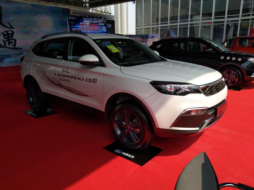 �Ա�CS10���õ���2.0T��177������+6MT/6DCT�Ķ�����ϡ�