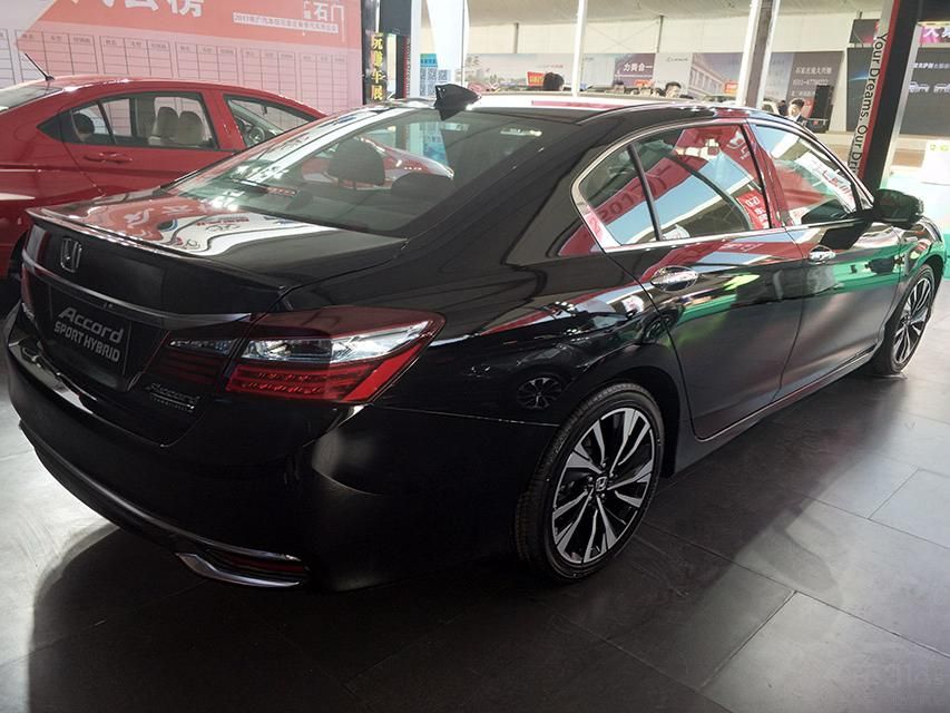 ��û�д�ͳ�ı����䴫��ϵͳ��Ҳ����Ҫ���ǳ��֣��ṹ��Ҫ�ȷ����THS-II�춯ϵͳ����һЩ��