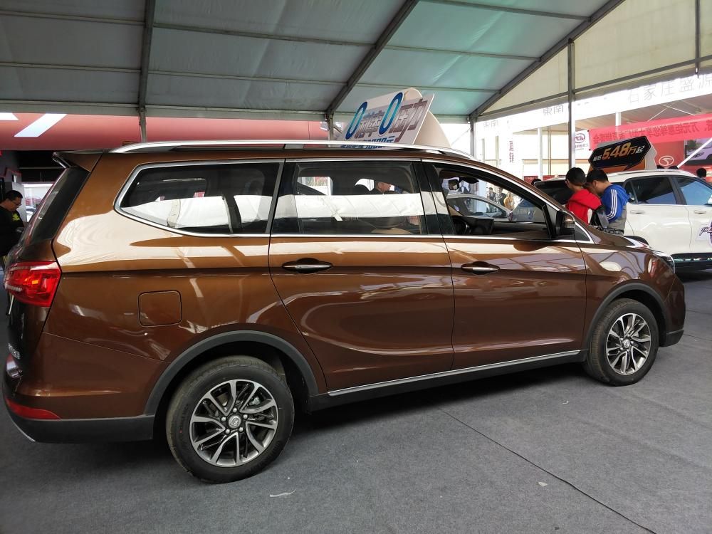 ����730�����ϵĸ�����������ˣ���θ�Ҳ�ḻ�˲��١�