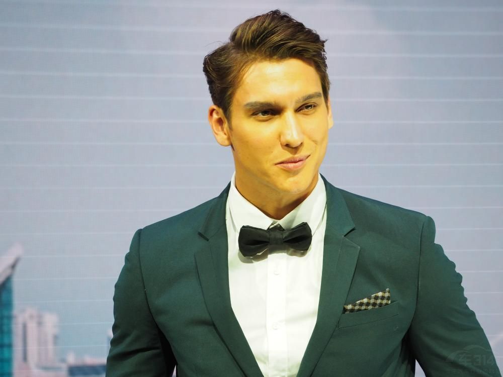 �Ǹ������������ٵ��̰㿡����