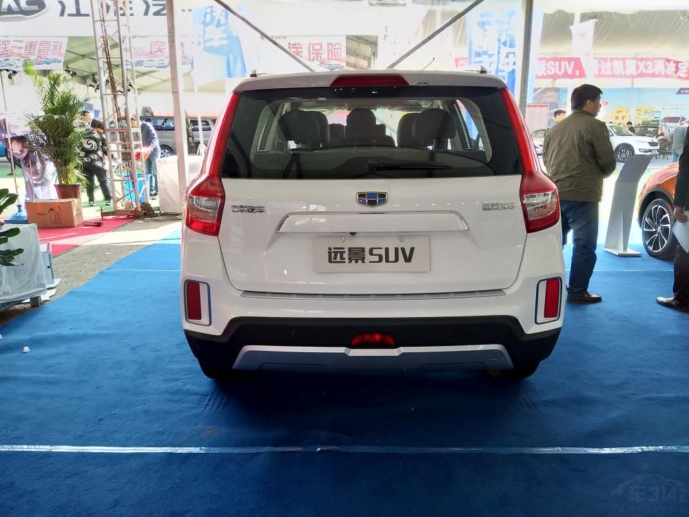 �����ߴ���Զ��SUV����ΧΪ��4500mm*1834mm*1707mm�������Ϊ2661mm��