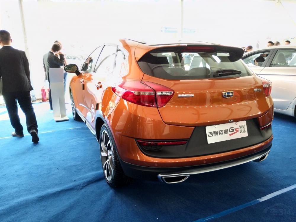 �ȴ�ǰ���еļ�����Խ��໹Ҫ��30mm��