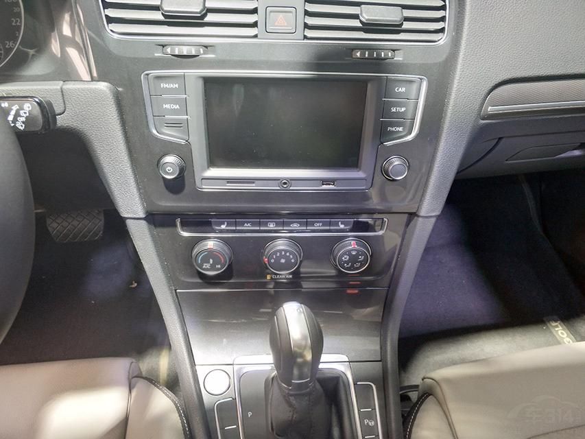 ʵĳΪ230TSIĶ䳵ͣúܸߡп̨һ6.5ӢҺʾʾЧܺá