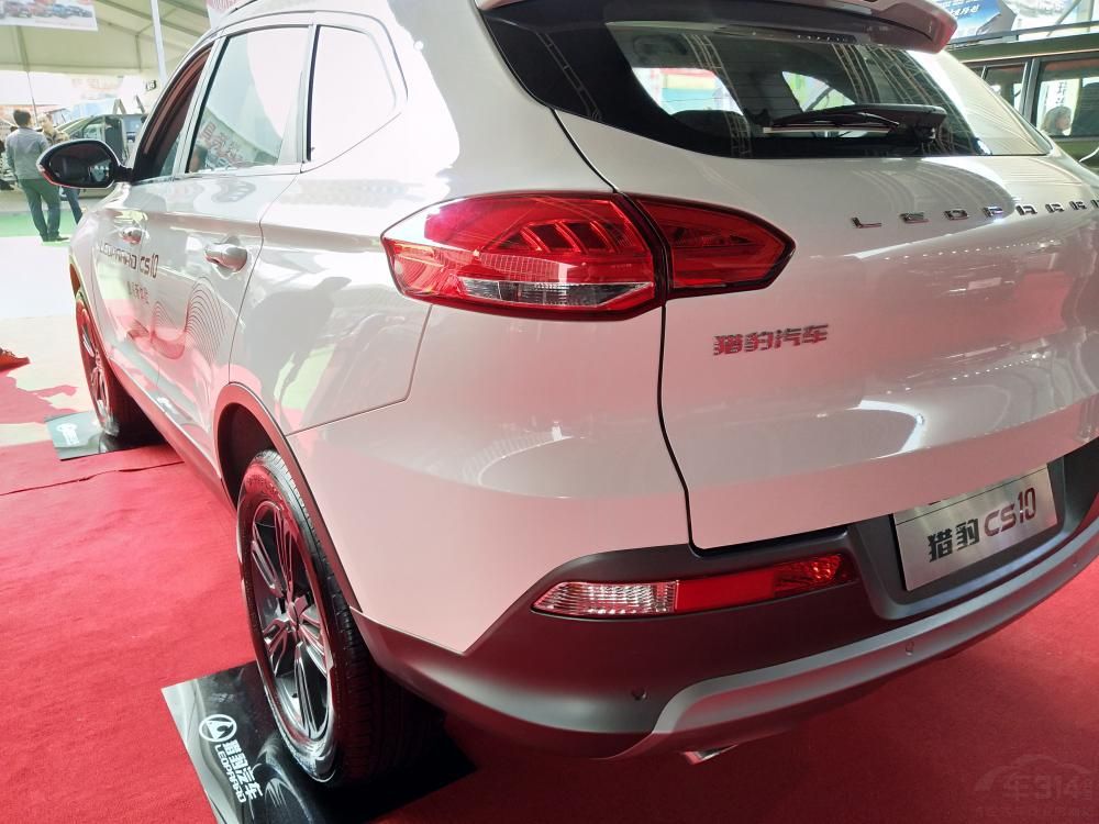 �䳵���ߴ�Ϊ4663��1875��1700mm�����Ϊ2700mm������ߴ���ͬ�����ͻ����൱��