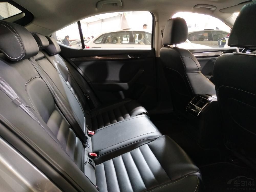 ȫ�����ɱ������Ʊ�ʽ��ƣ�β������������