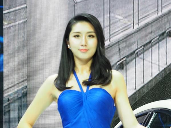 ֻ�Ǽ���������һ��Ѫɫ��