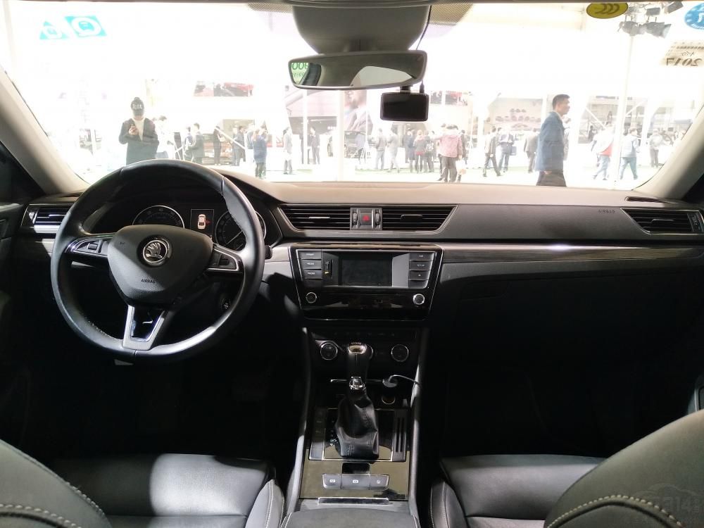 ǰ��������ǵ�������ʹ�ó�ͷ�������н�һ���õ�������